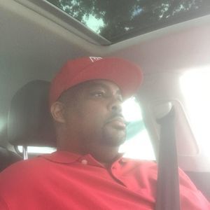 Meet your Posher, Derrick